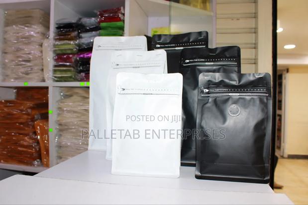 Ziplock Pouches With Valve - main view