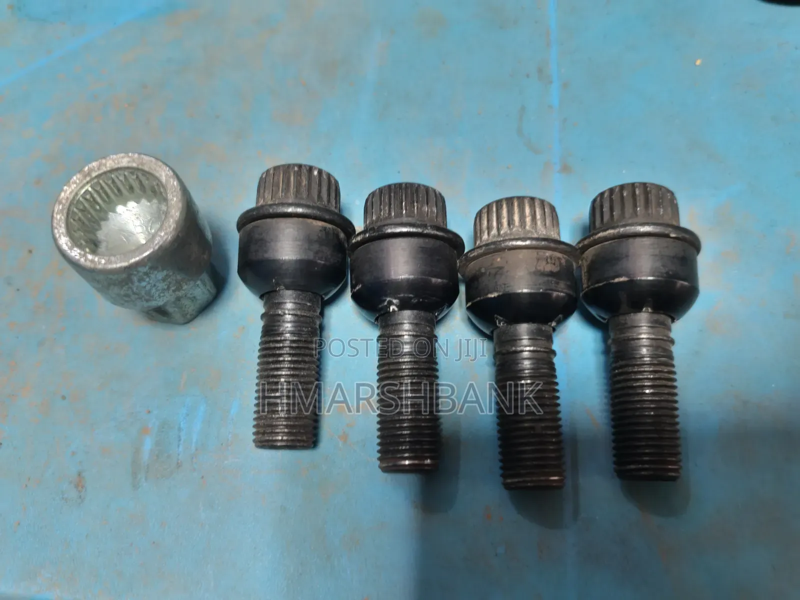 Antitheft Wheel Lock Nut for Porsche Cayenne, Gwagon Original