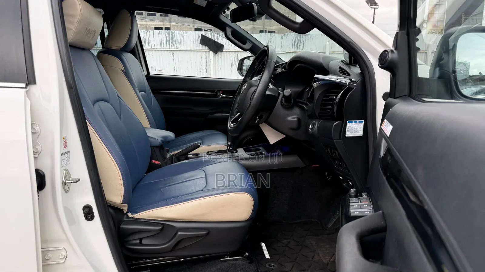 Toyota Hilux 2019 White