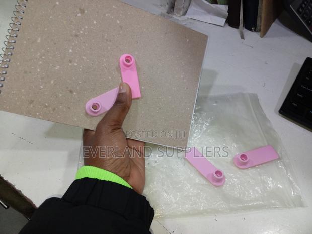 Ear Tags - UV-Resistant Material