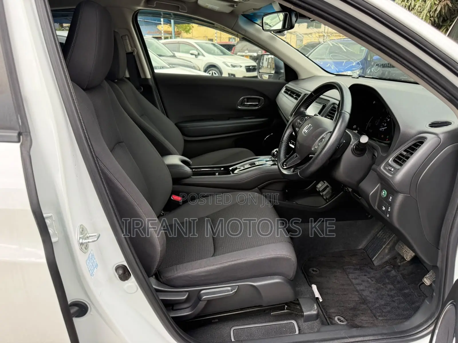 Honda Vezel 1.5 Hybrid 2WD 2019 White