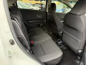 Honda Vezel 1.5 Hybrid 2WD 2019 White