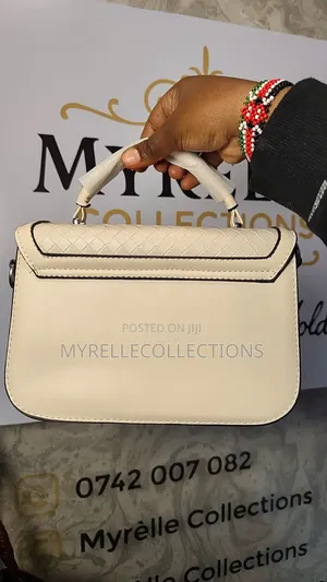 Ladies Sling Bag / Cream Bag With Detachable Strap