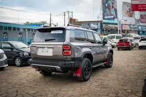 Toyota Land Cruiser Prado 2024 Silver