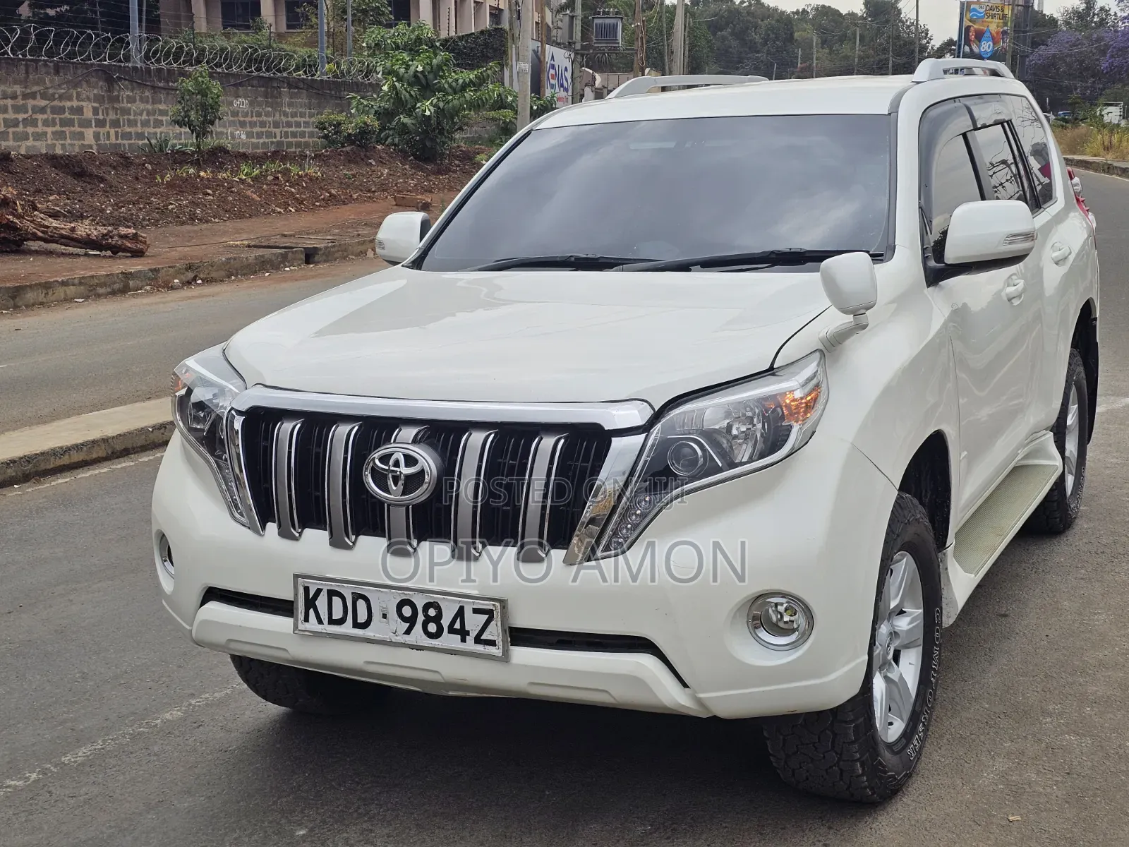Toyota Land Cruiser Prado 2014 White