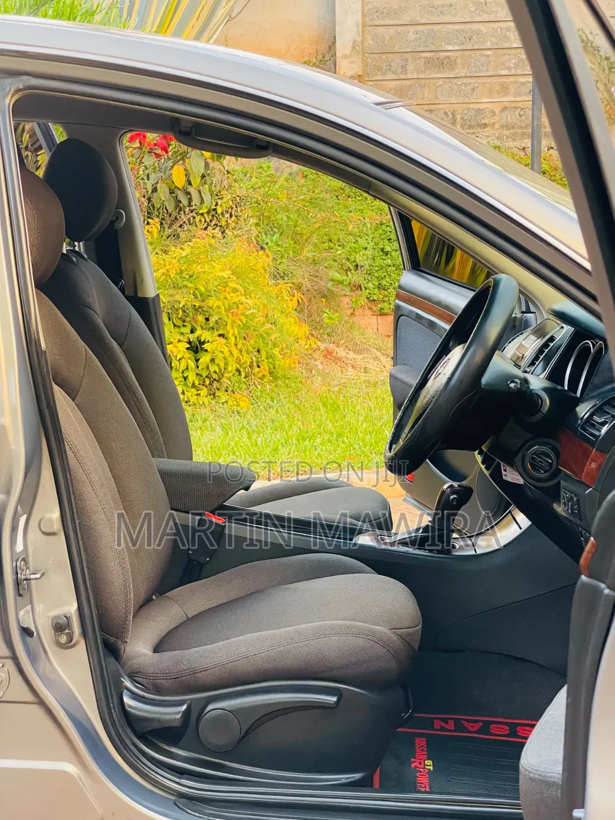 Nissan Bluebird 2010 Gray