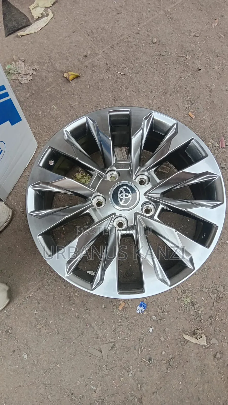 V8 New Model Size 20 Inch Rims