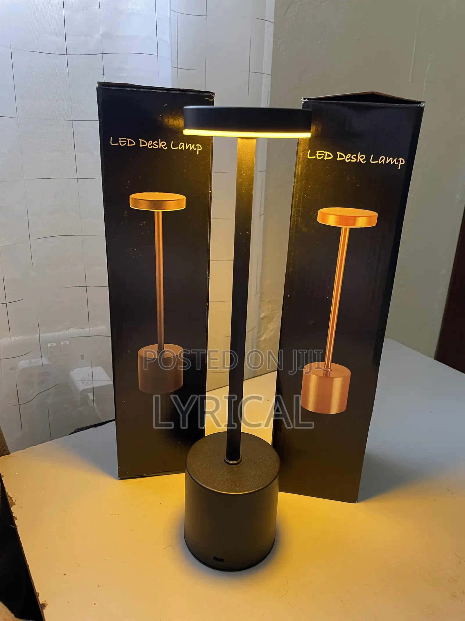Minimalist LED Rechargeable Touch Desk Lamp With Three Color