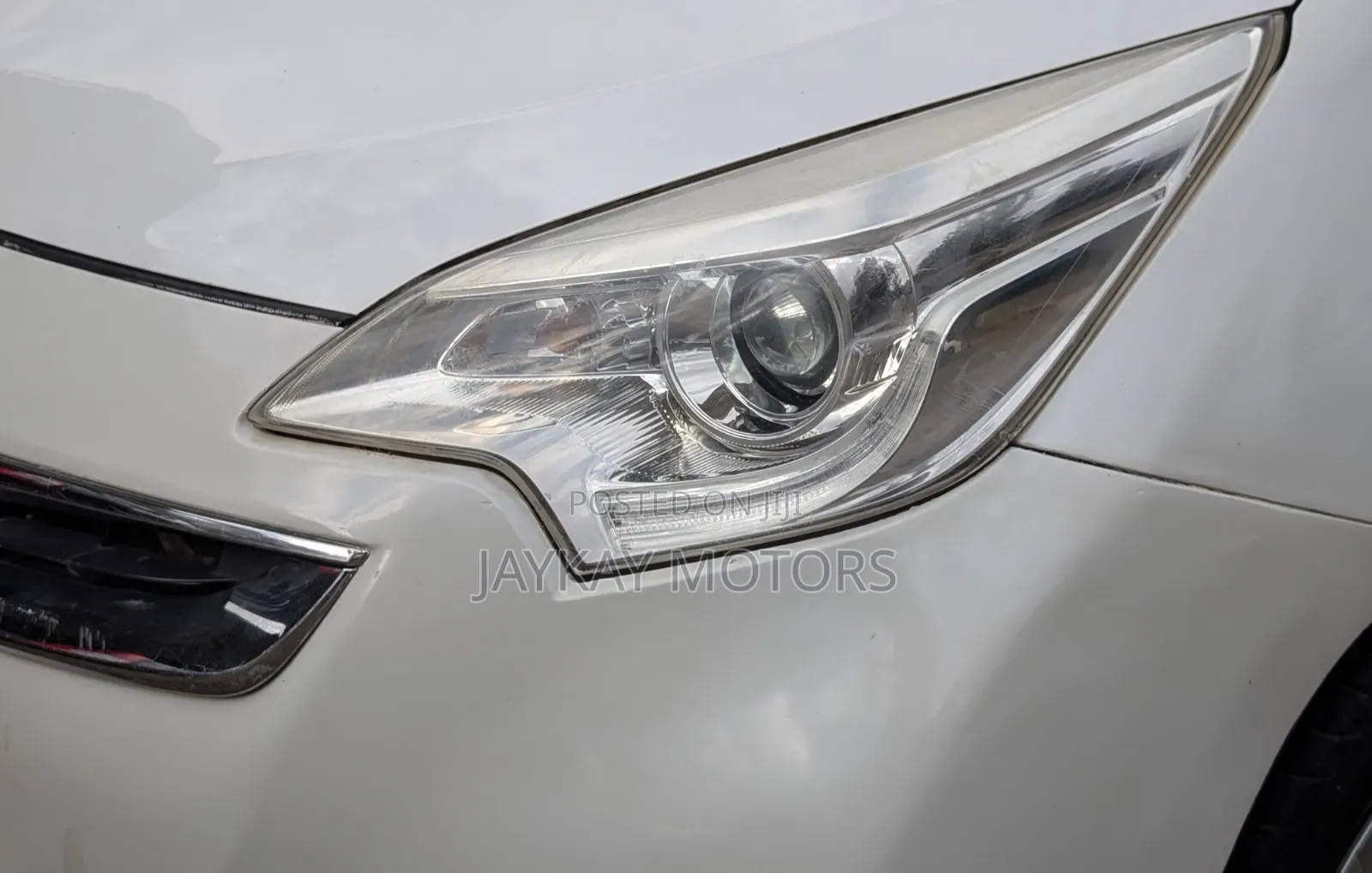 Toyota Ractis 1.5 FWD 2014 White
