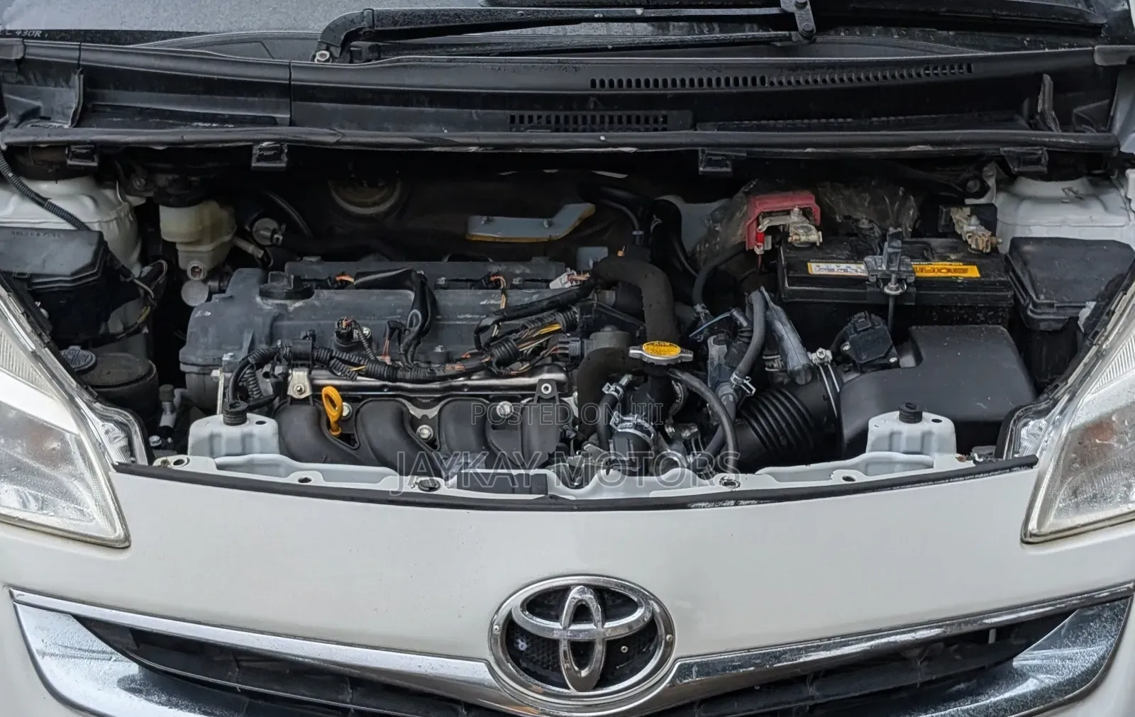 Toyota Ractis 1.5 FWD 2014 White