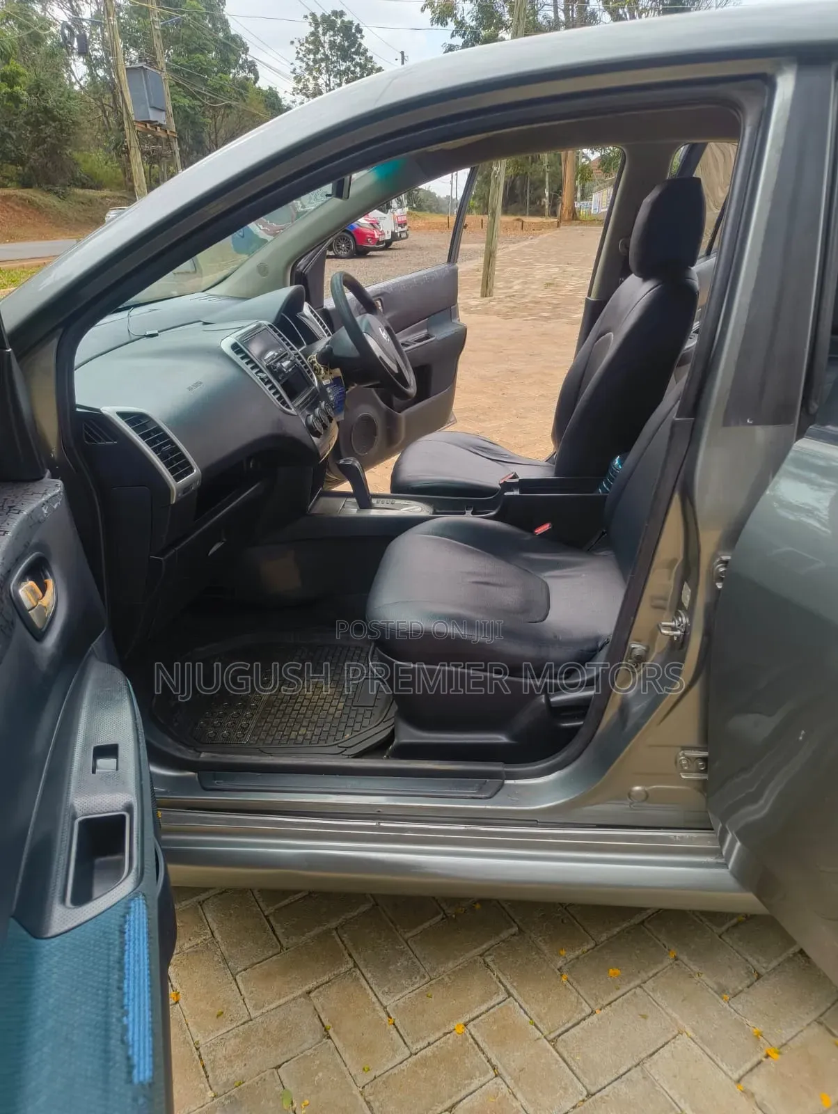Nissan Wingroad 2006 Gray