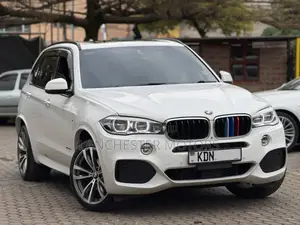 BMW X5 xDrive35i AWD (3.0L 6cyl 8A) 2016 White