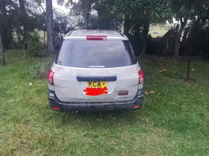 Nissan NV1500 2012 Silver
