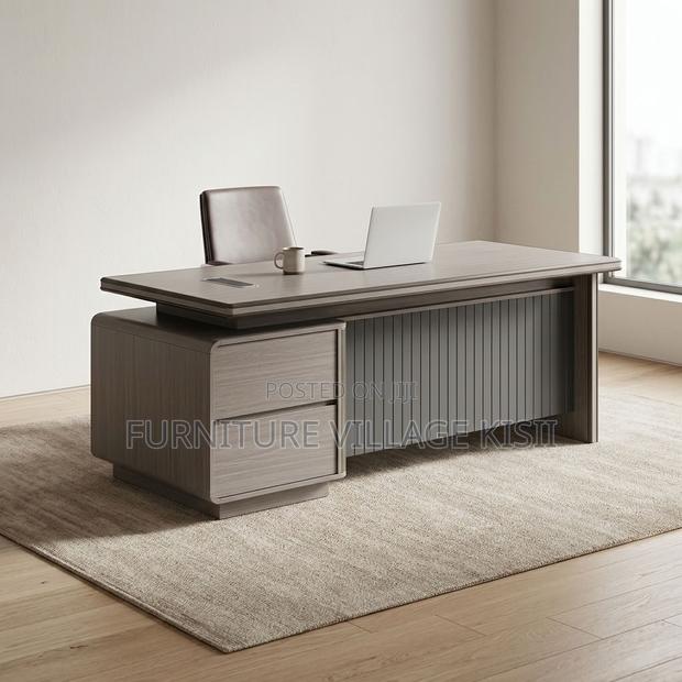 2M Executive Office Desk - thumbnail 3