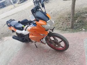 Hero Karizma ZMR 2013 White