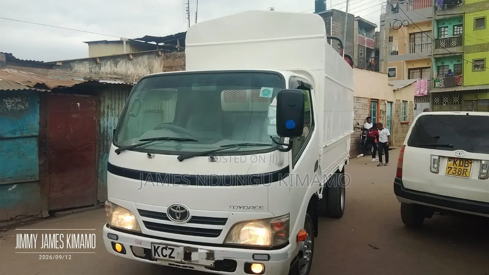 Toyota Dyna 2014 White