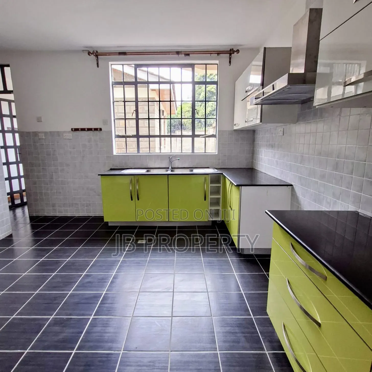 5bdrm House in Executive 5Bdrm With, Kitisuru for rent