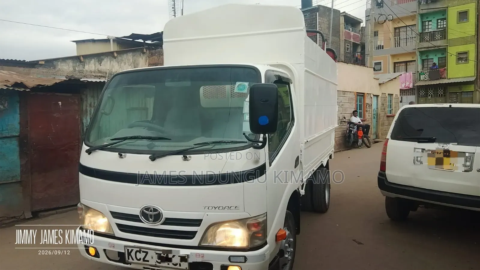 Toyota Dyna 2014 White