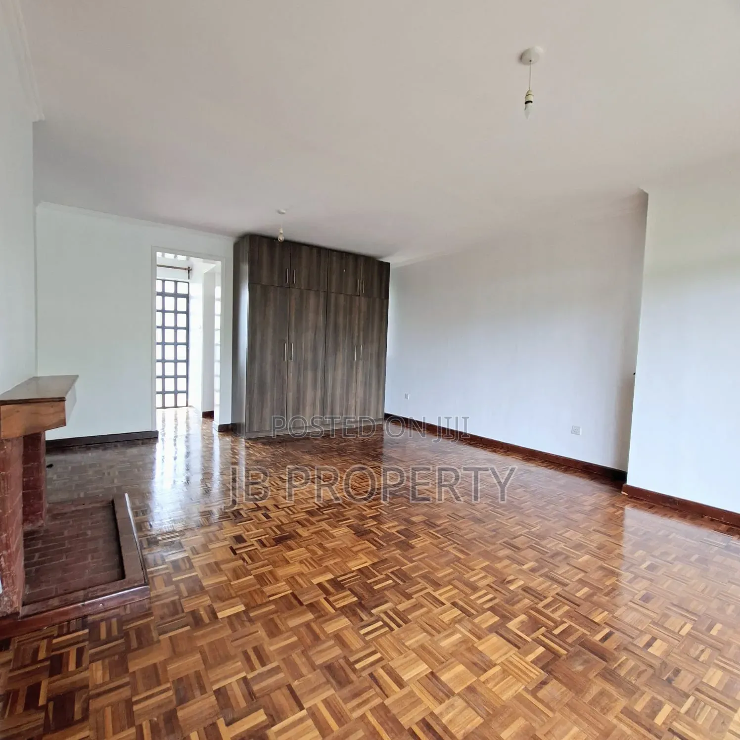 5bdrm House in Executive 5Bdrm With, Kitisuru for rent