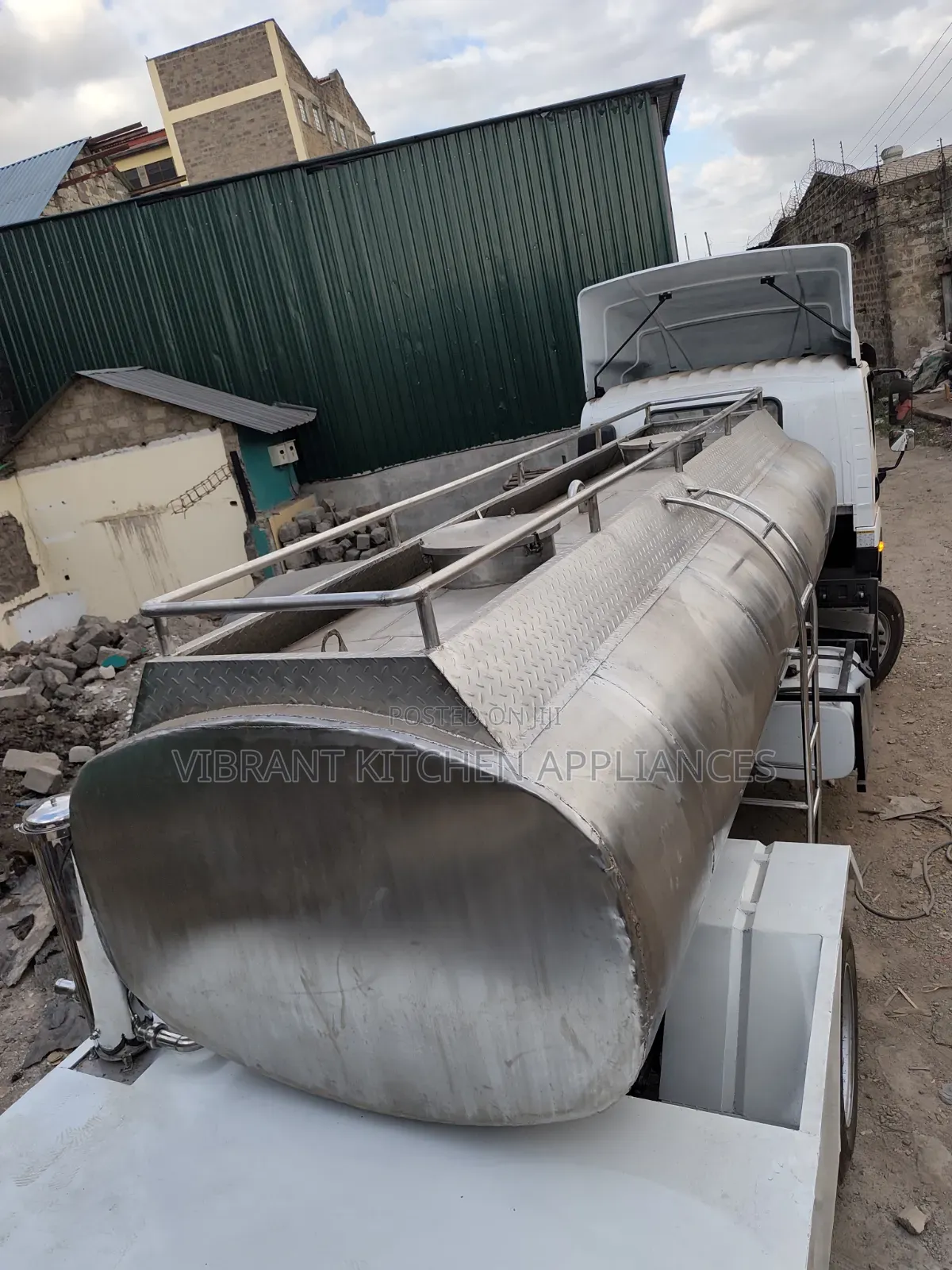 10,000-Litre Stainless Steel Commercial Water Tank