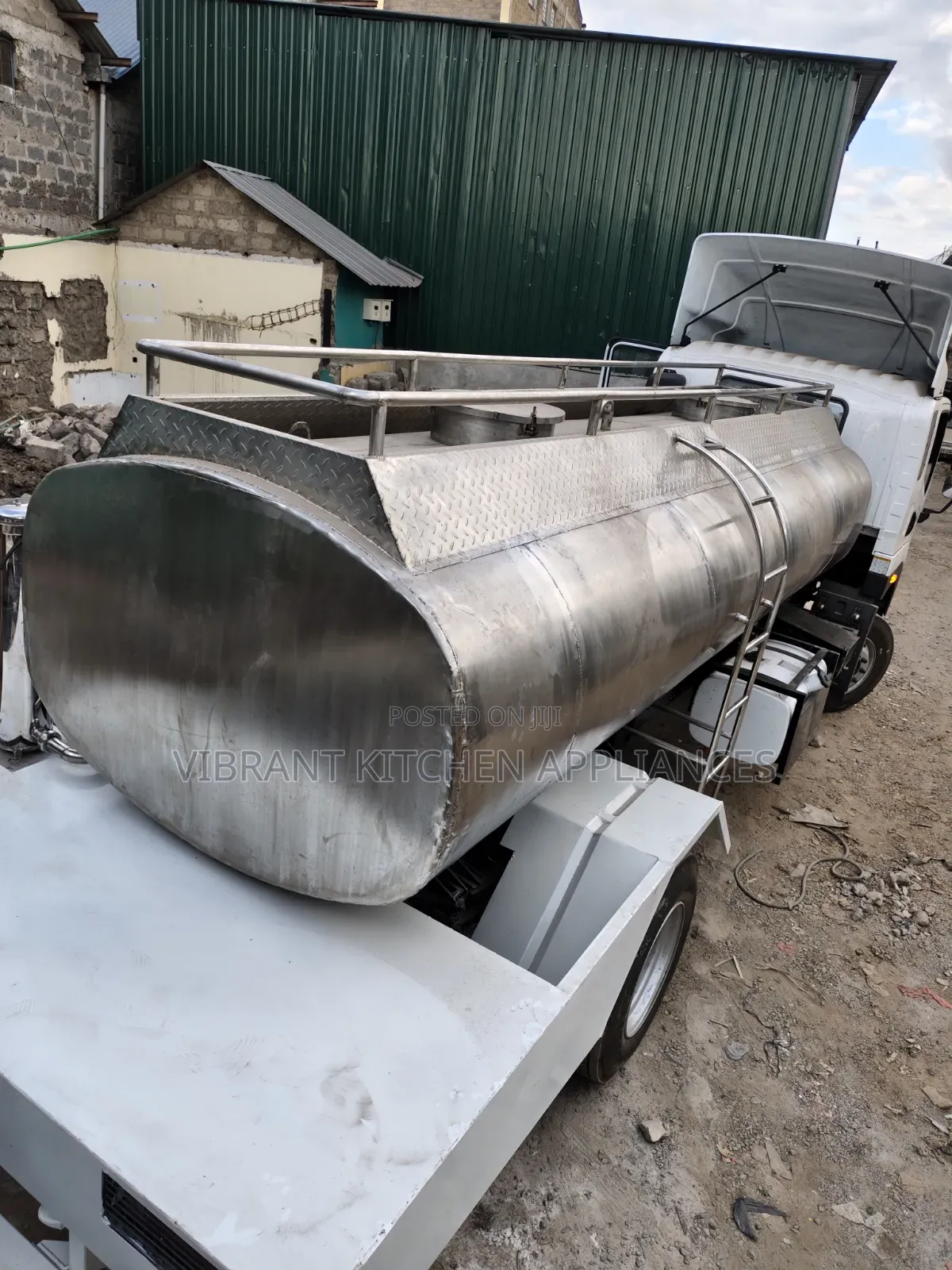 10,000-Litre Stainless Steel Commercial Water Tank