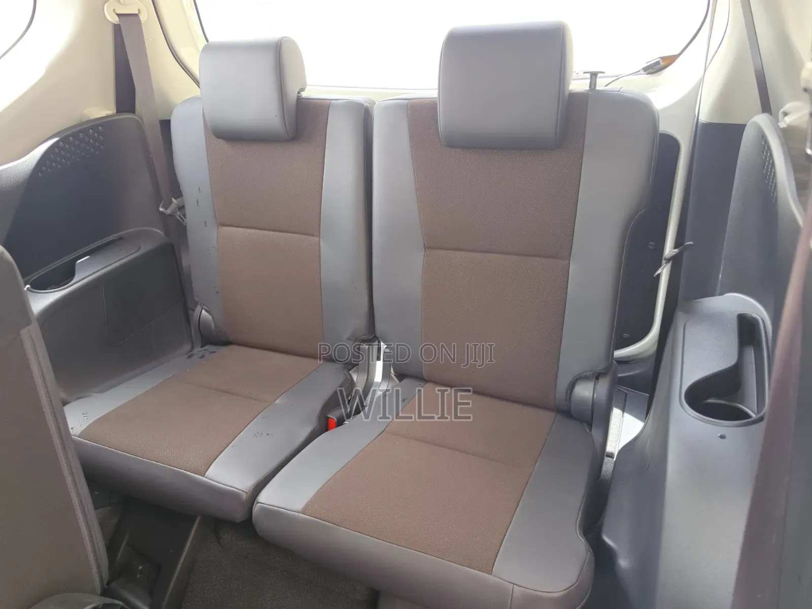 Toyota Sienta 2019 White