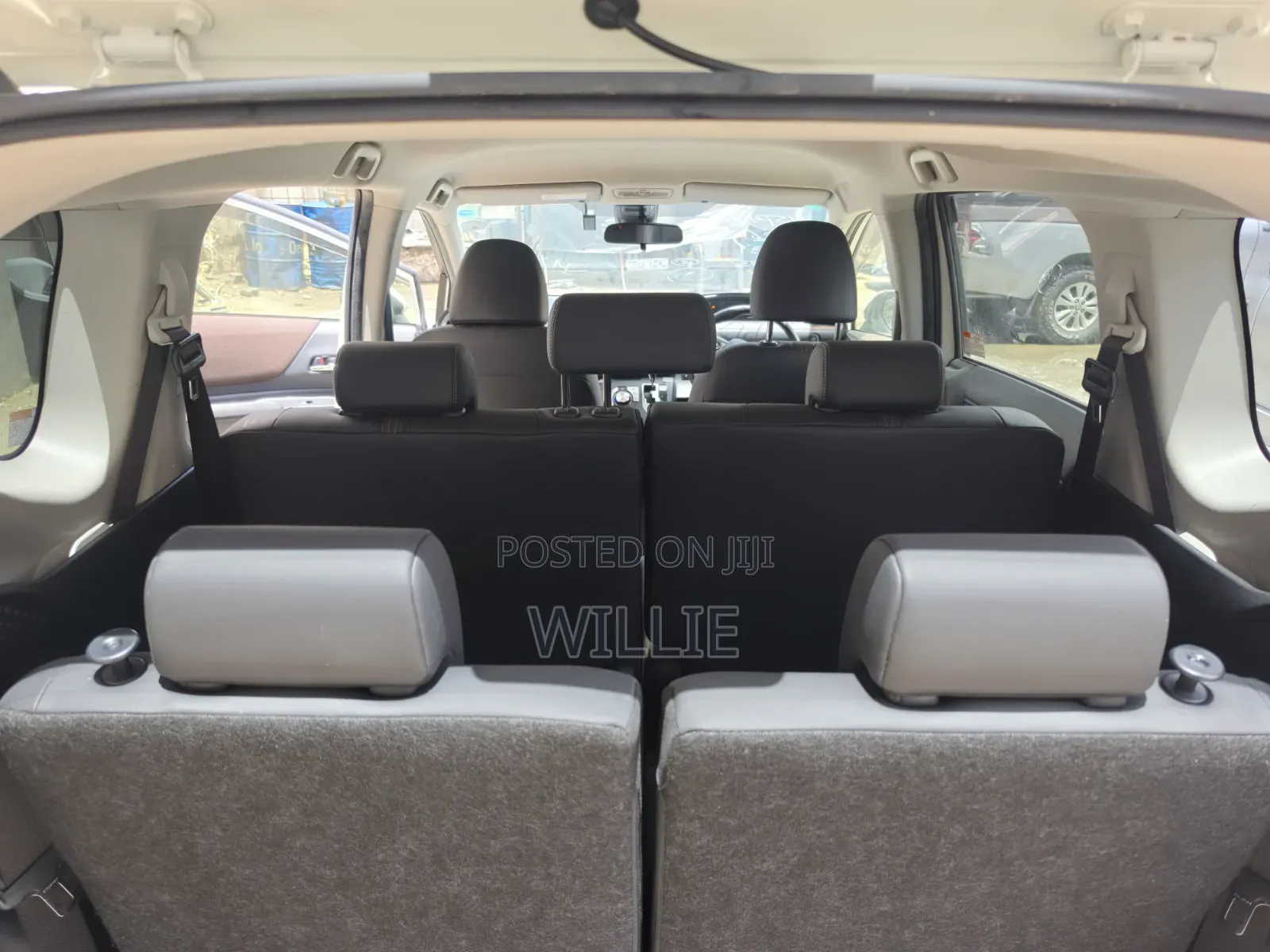 Toyota Sienta 2019 White