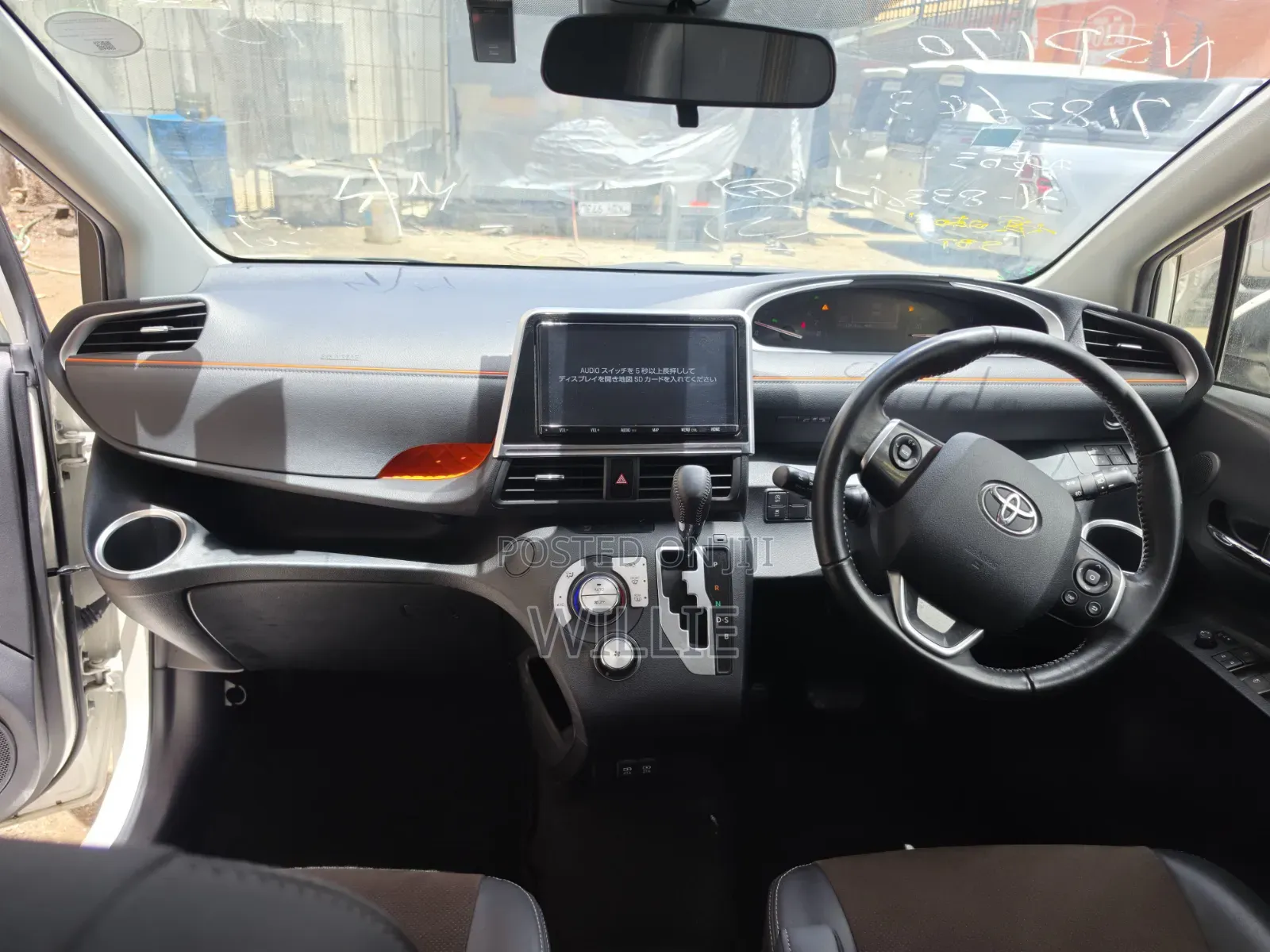 Toyota Sienta 2019 White