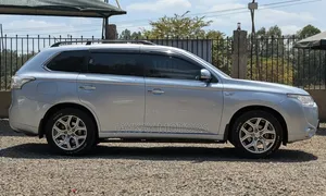 Mitsubishi Outlander 2.0 PHEV AWD 2014 Blue