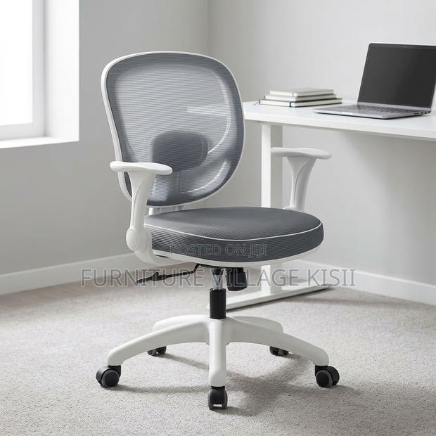 Ergonomic Mesh Task Chair - thumbnail 2