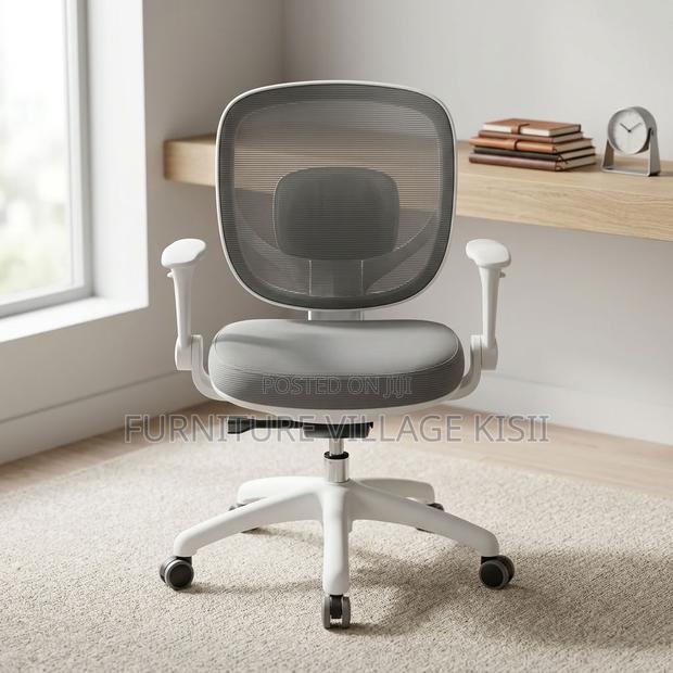 Ergonomic Mesh Task Chair - thumbnail 11