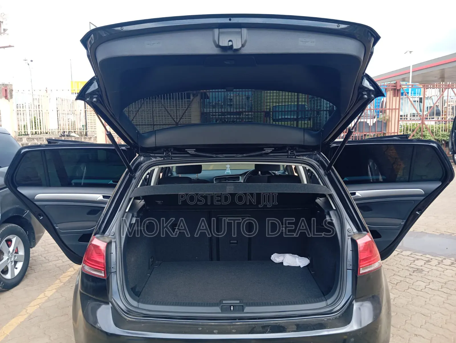 Volkswagen Golf 2017 Black