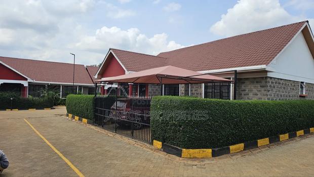 3bdrm Bungalow in Orchard Iii, Kenyatta Road / Theta  for rent