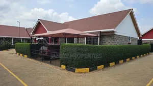 3bdrm Bungalow in Orchard Iii, Kenyatta Road / Theta  for rent