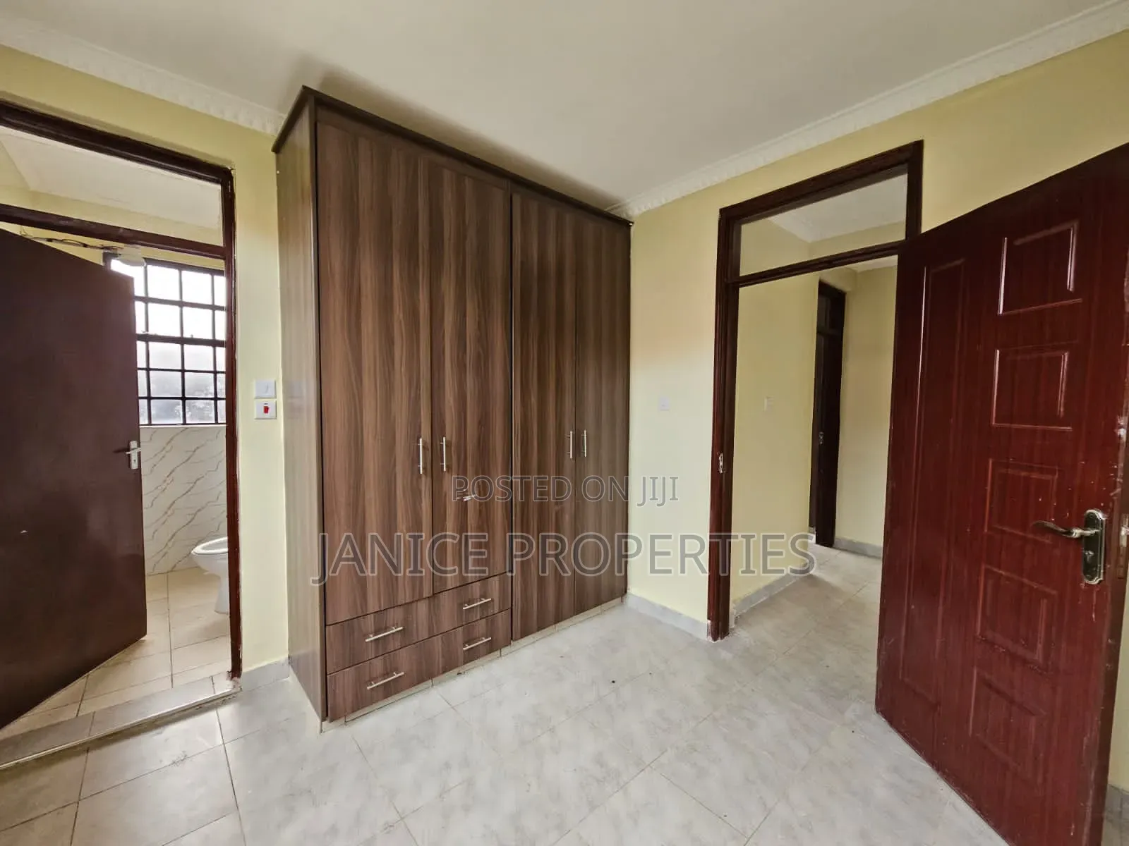 3bdrm Bungalow in Orchard Iii, Kenyatta Road / Theta  for rent