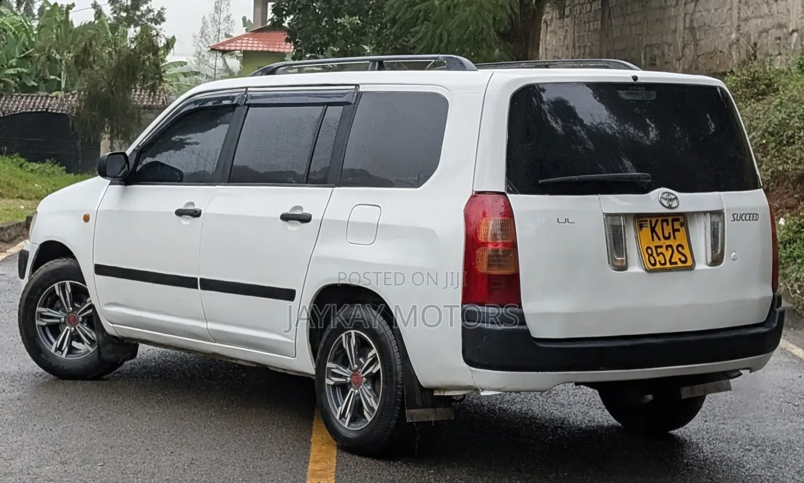 Toyota Succeed 2009 White