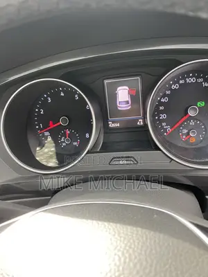 Volkswagen Tiguan 2018 Gray