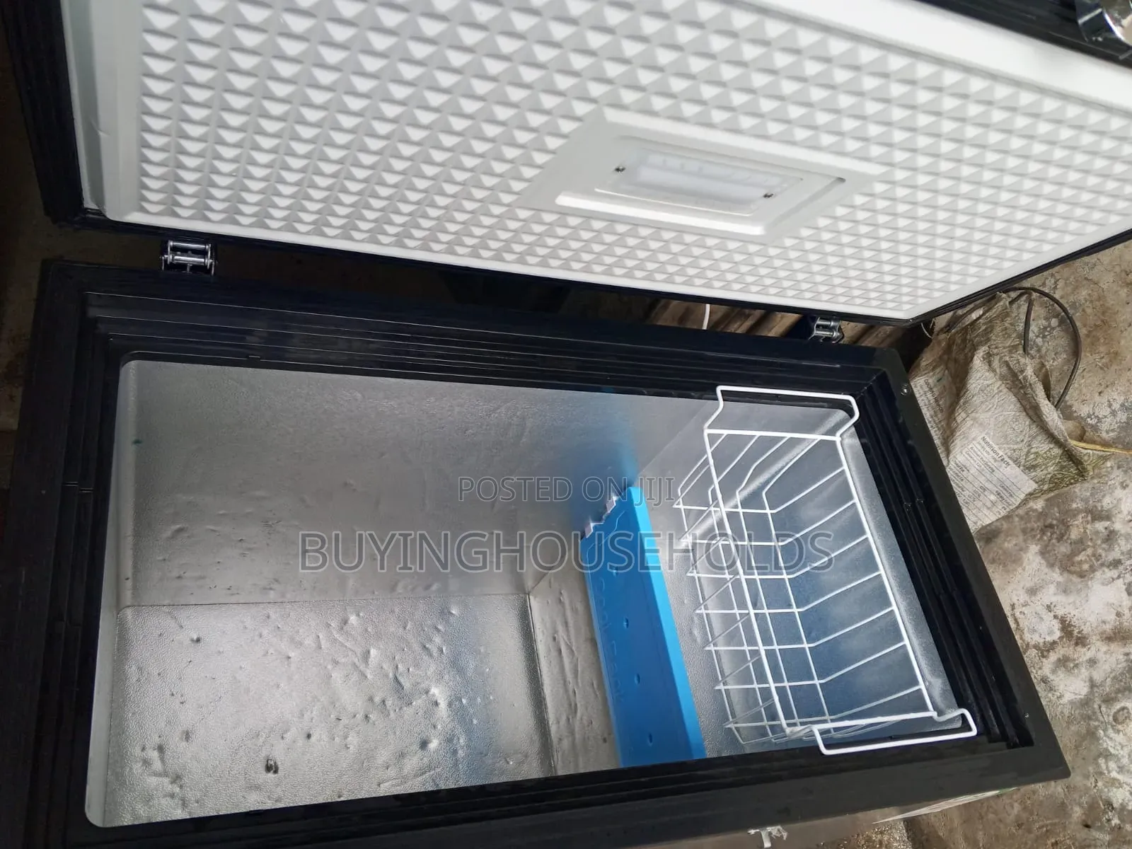 Vision Plus 200L Chest Freezer