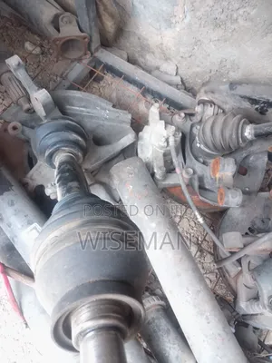 Range Rover Front Hub and Drive Shaft