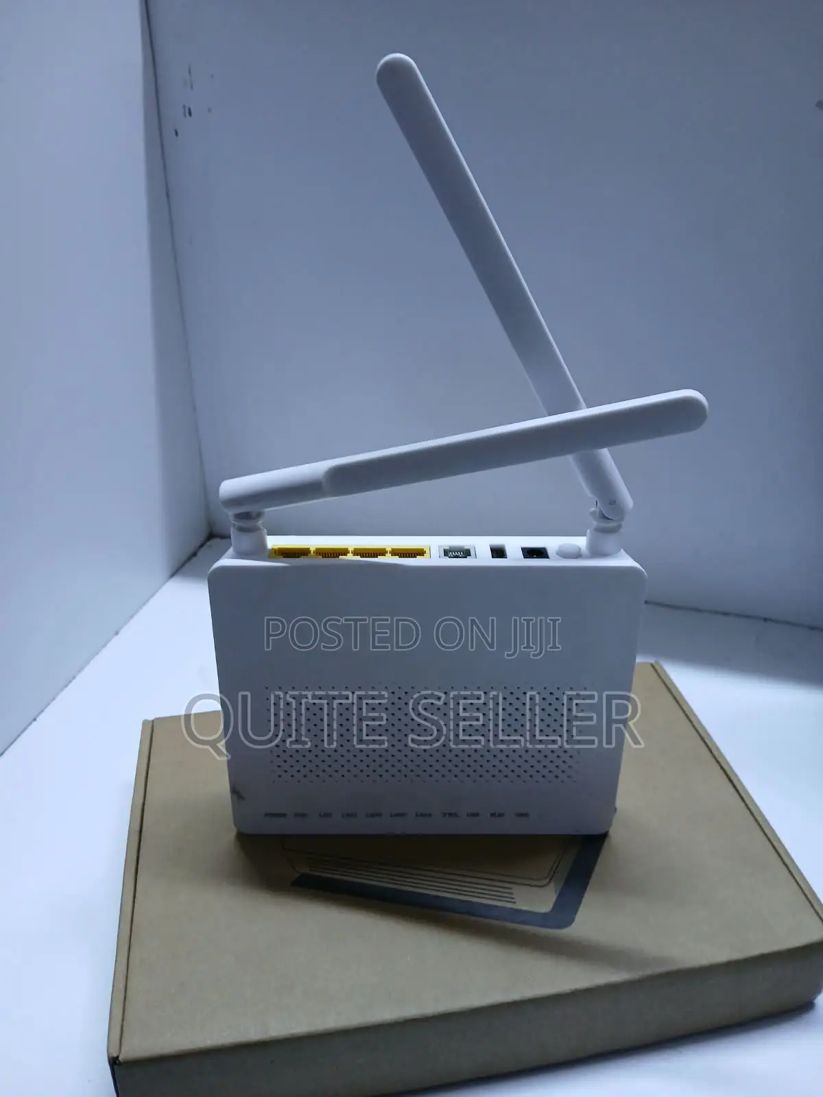 Fiber Internet WiFi ONU Modem Router 2 Antenna With 4 LAN Ports