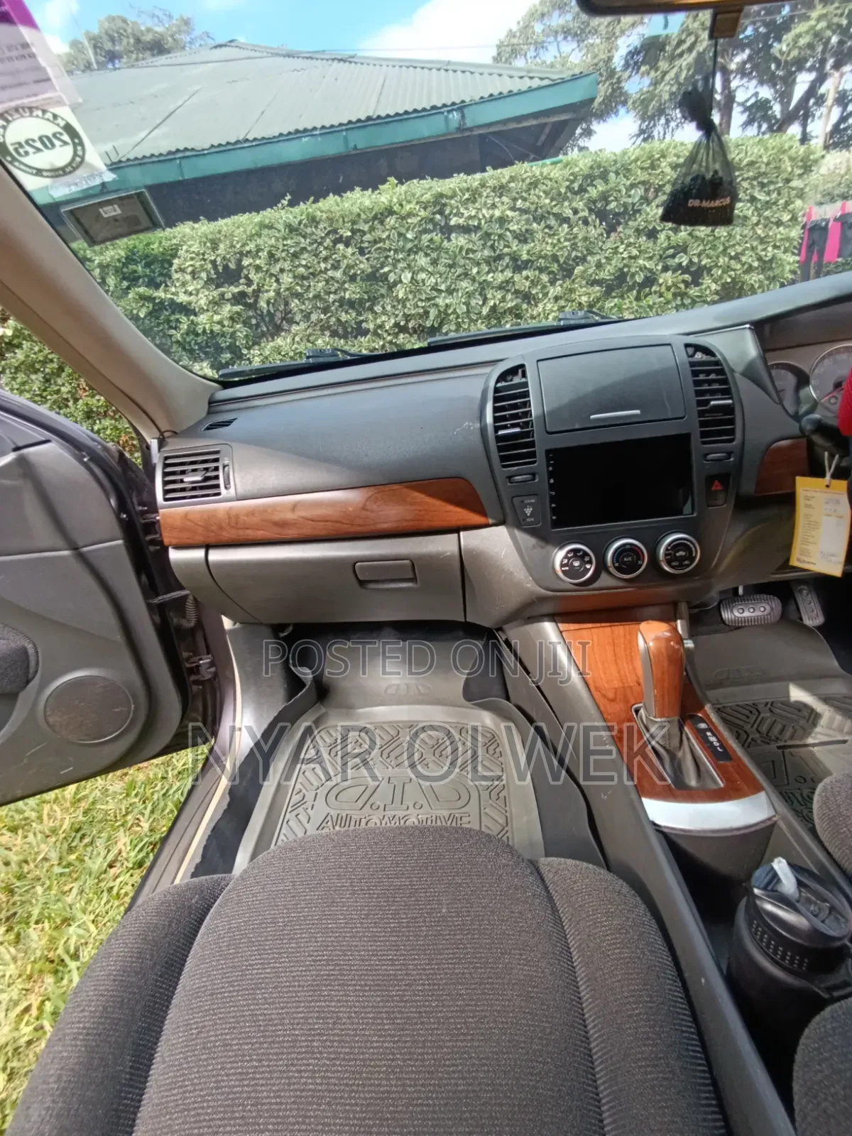 Nissan Bluebird 2008 Purple