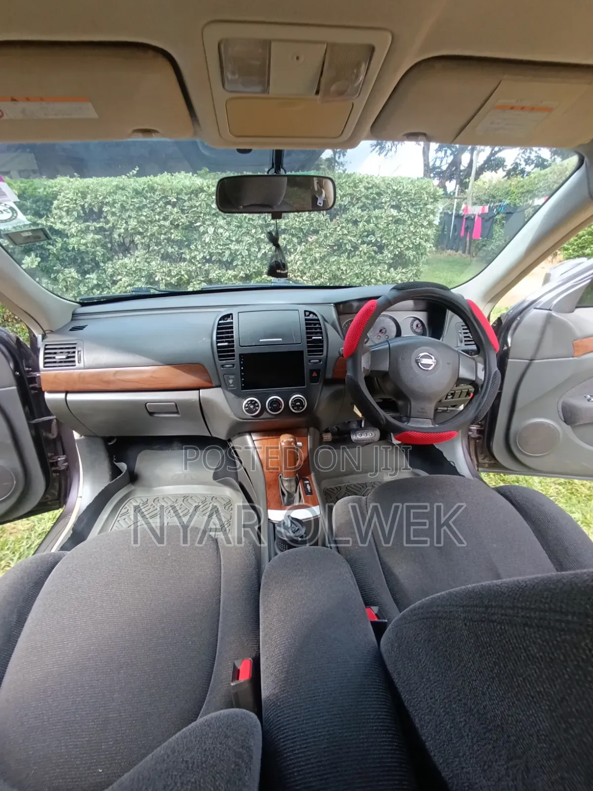 Nissan Bluebird 2008 Purple