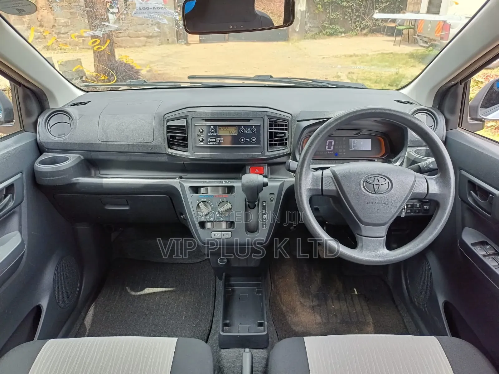 Toyota Pixis 2019 Silver
