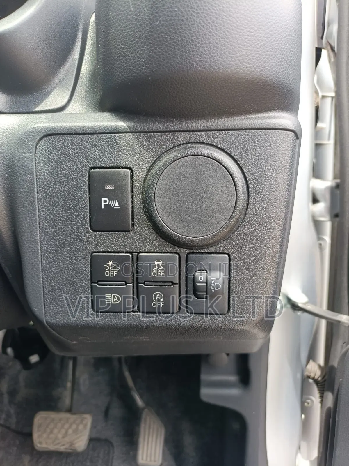 Toyota Pixis 2019 Silver