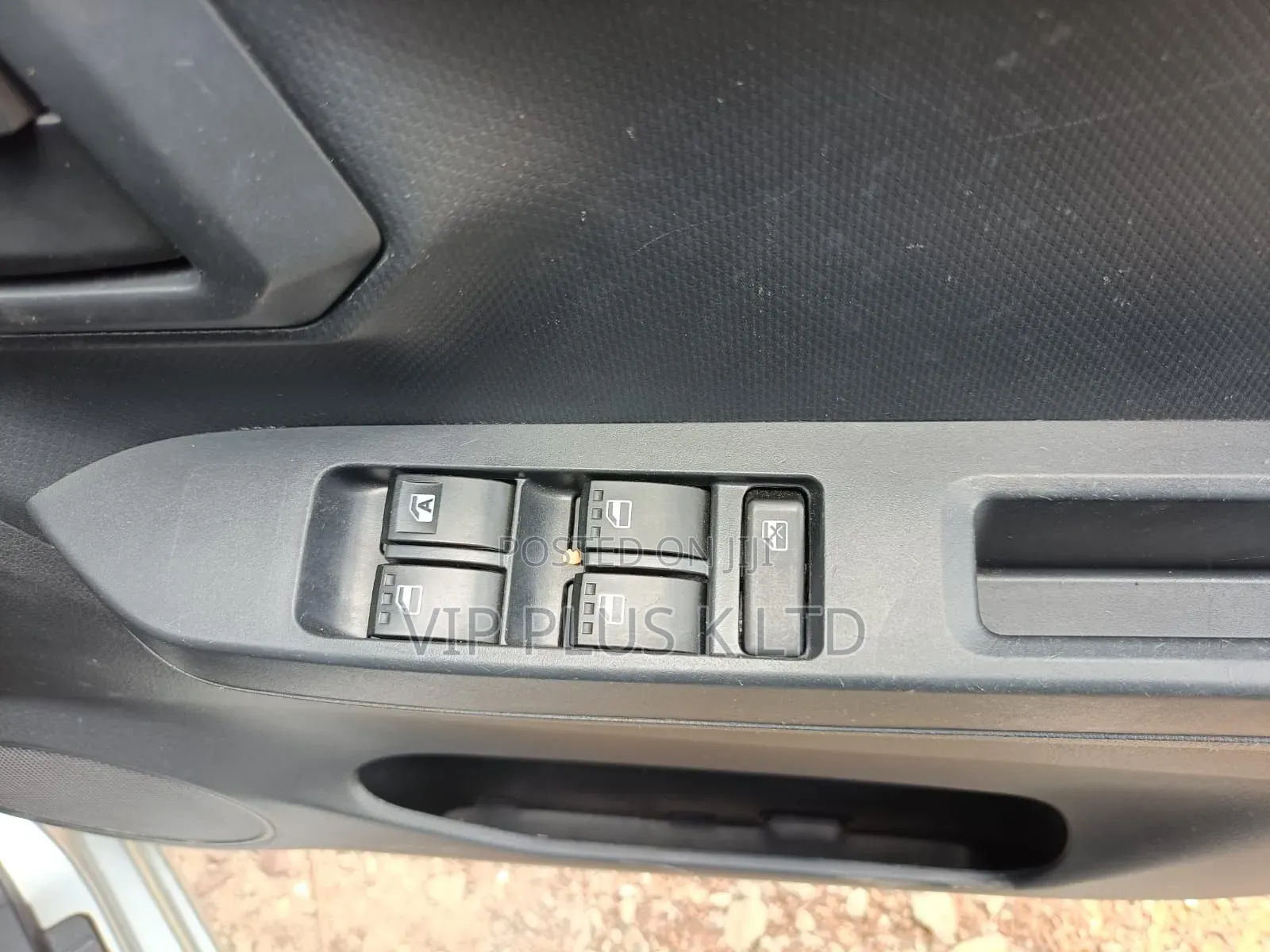 Toyota Pixis 2019 Silver