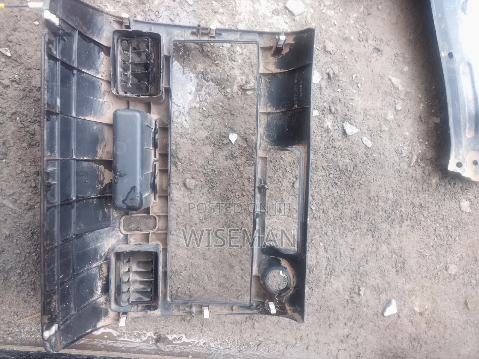 Toyota 100 Center Console