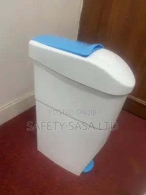18l Sanitary Bins