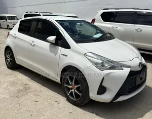 Toyota Vitz 2019 White