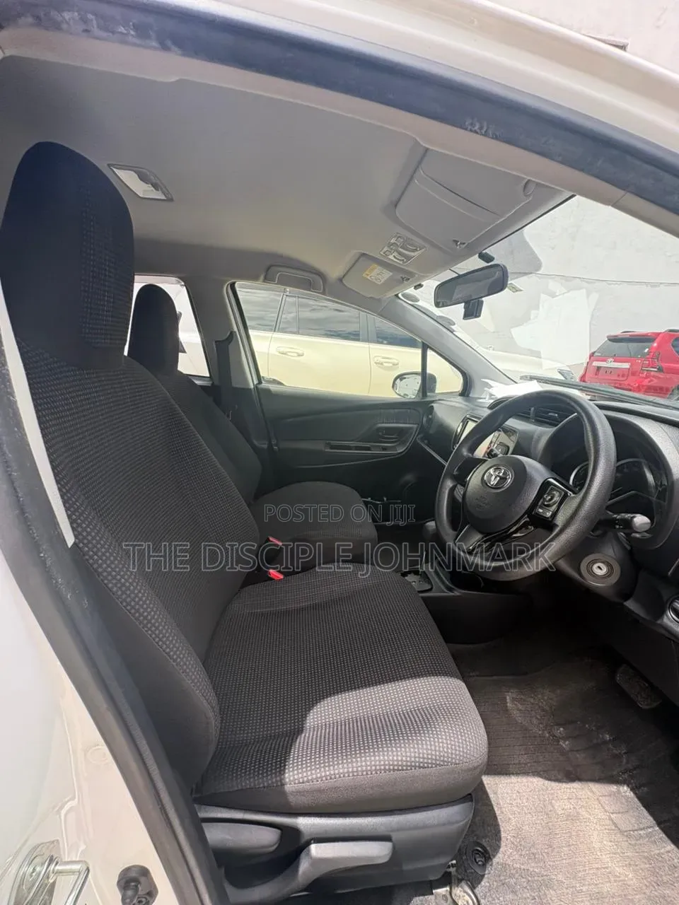 Toyota Vitz 2019 White