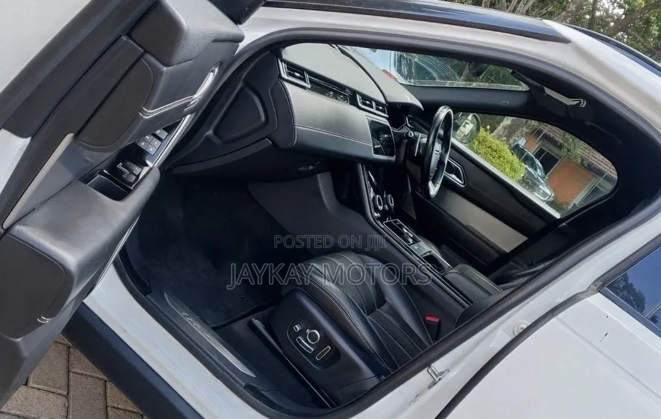 Land Rover Range Rover Velar 2019 White